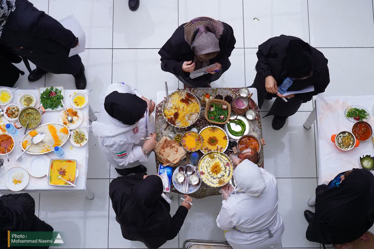 نخستین جشنواره غذای سالم بانوان ژئوپارک جهانی یونسکو ارس برگزار شد.